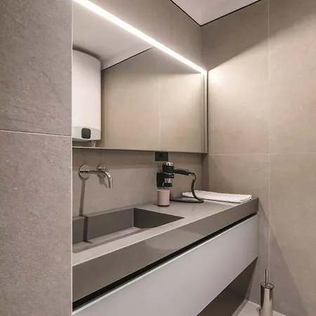 Apartman Two Steps *