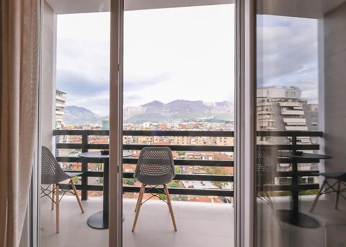 Two Steps Appartement Tirana