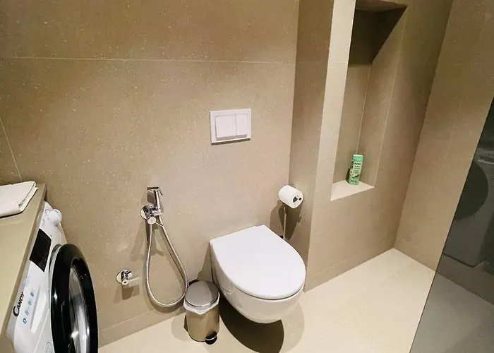 Two Steps * ティラナ